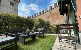 A Verona Grazioso alloggio in antica Corte